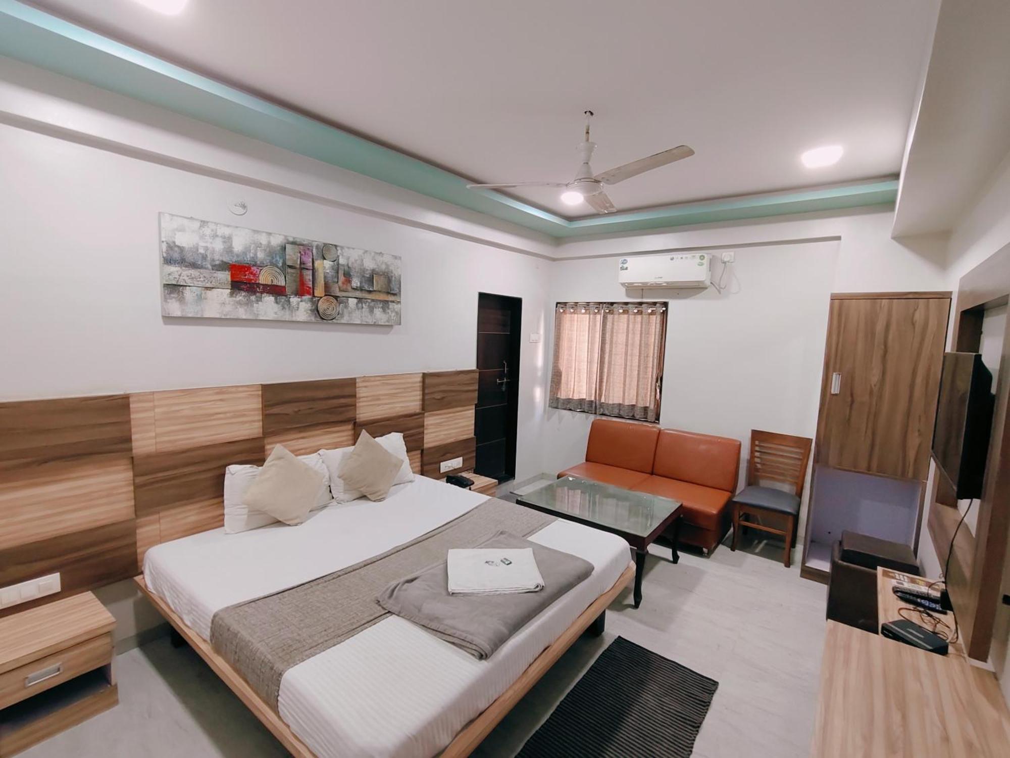Hotel Pragati Inn Ahmednagar Exterior foto
